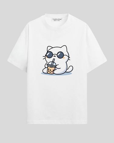 Chilling Cat - Oversized T-shirt